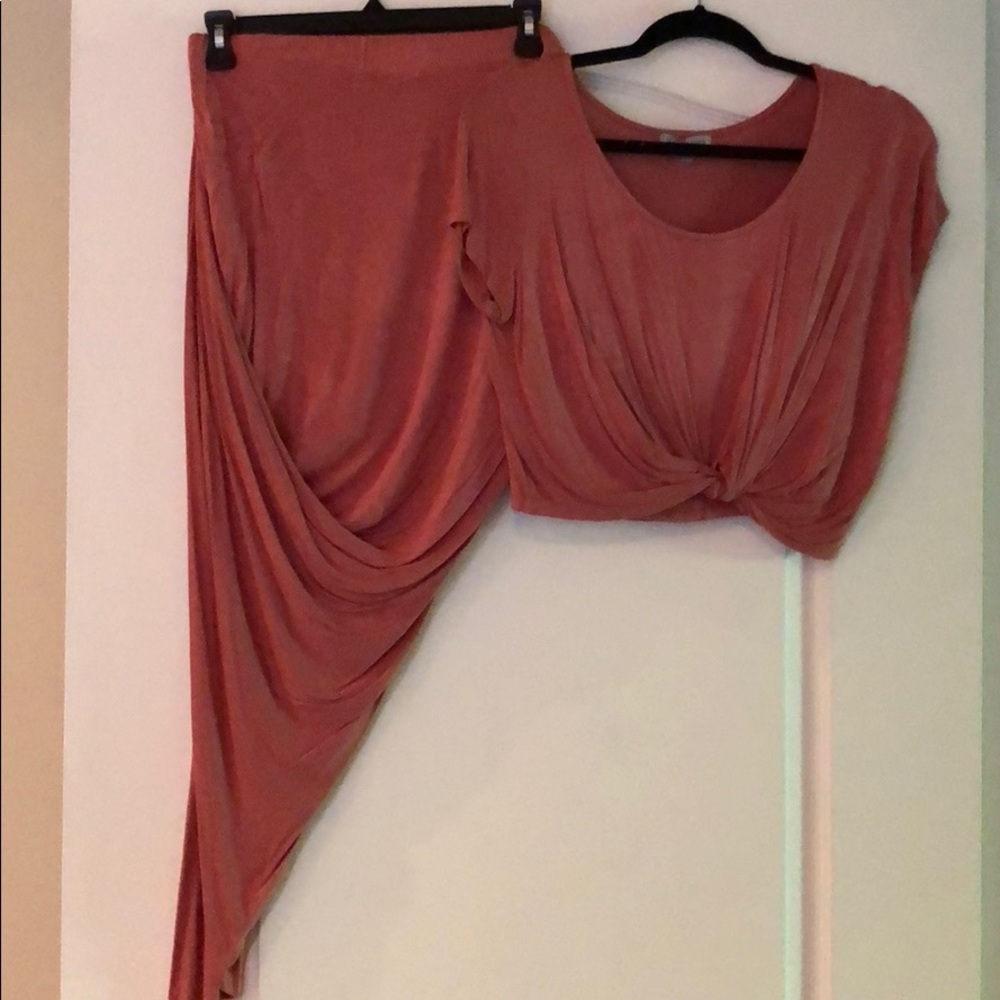 Two Piece Set